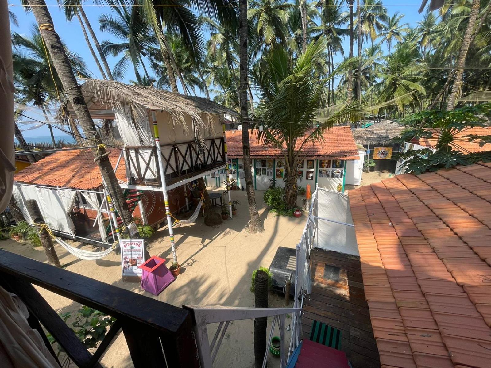 सहारा Art Goa
